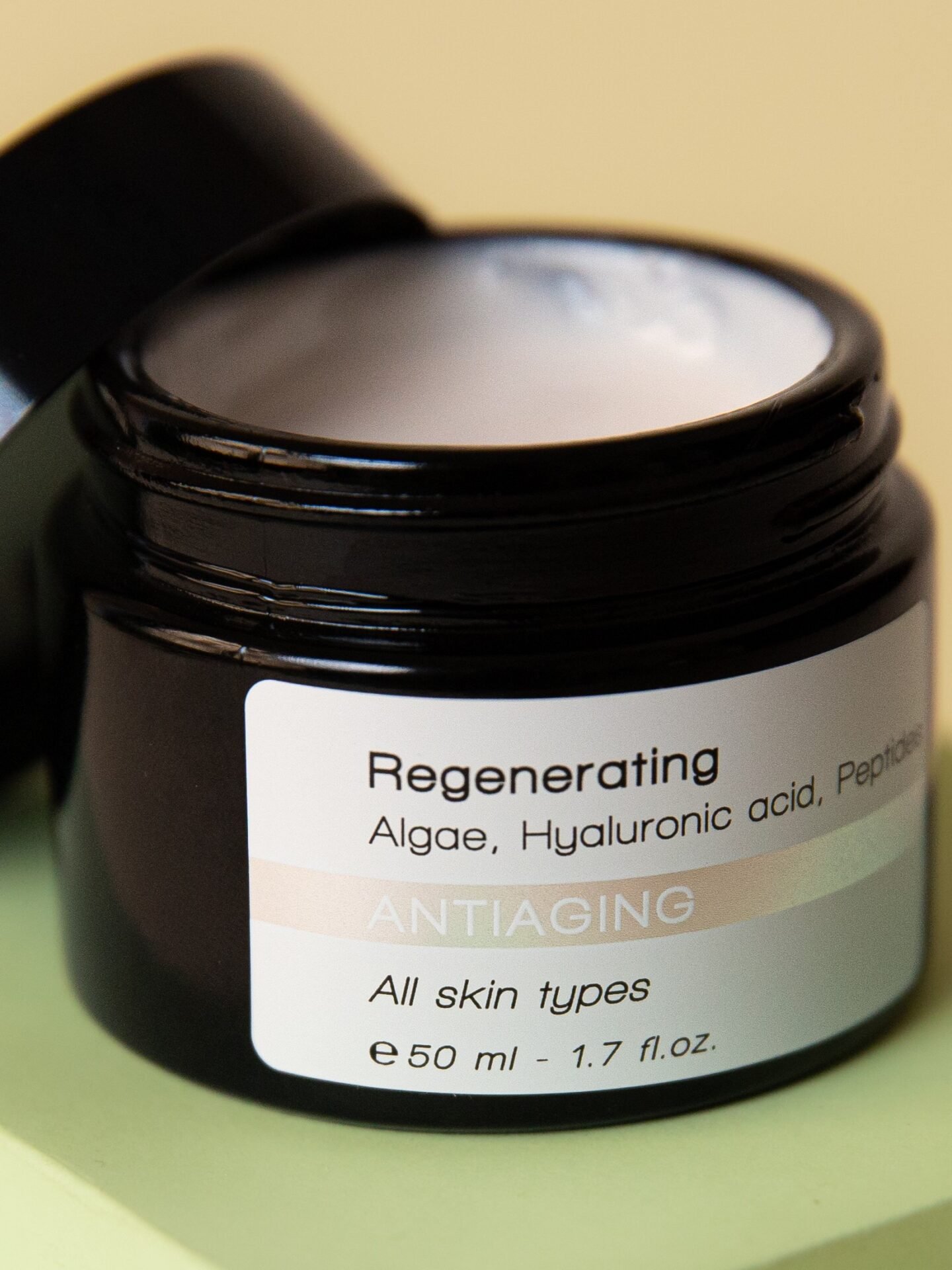 Regenerating Cream image 3